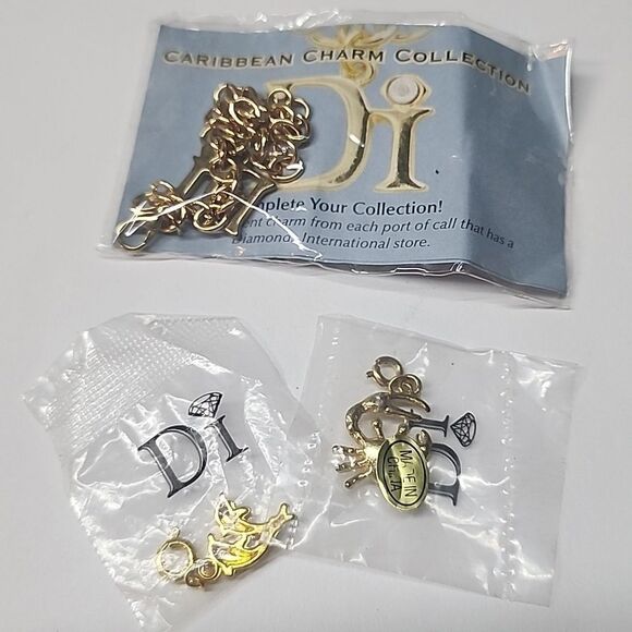 Diamond International Charm Bracelet with Crab and Dolphin Charms NIP - Picture 2 of 3